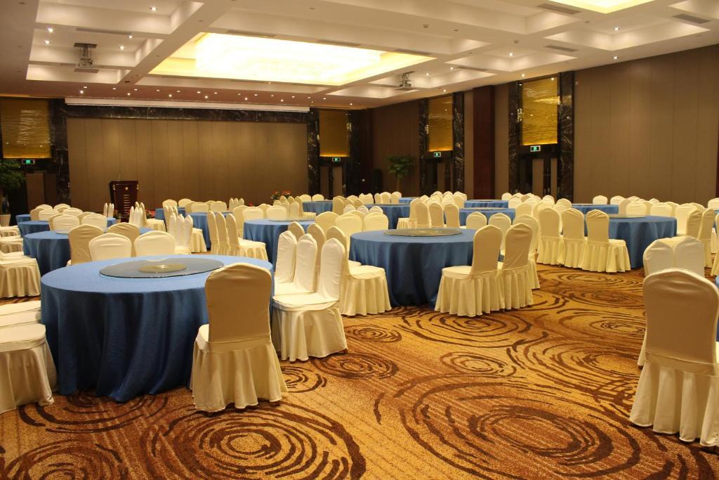הנגז'ו Zhejiang Grand Hotel מראה חיצוני תמונה